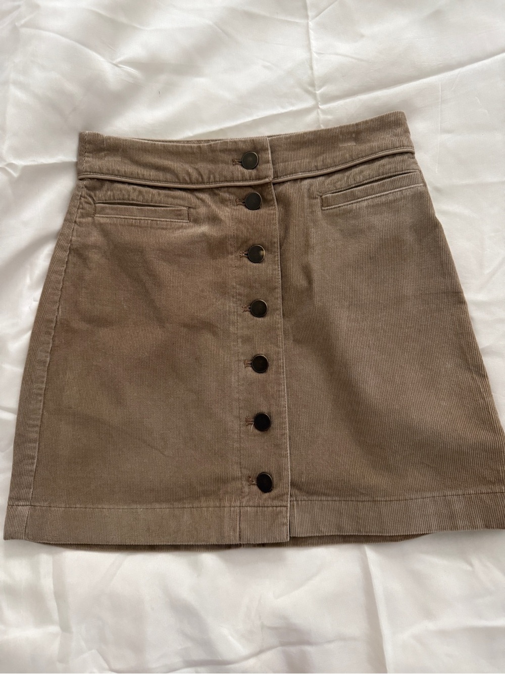 Aritzia Wilfred Free Button-Front Corduroy Mini Skirt